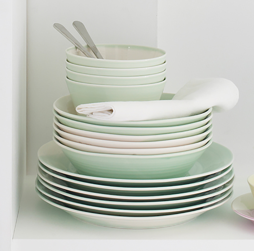 Royal Doulton 1815 Green 16 Piece Set Royal Doulton® Outlet